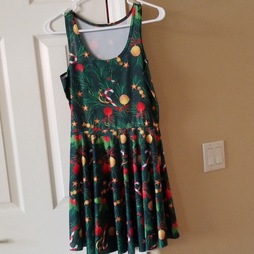 LAST CHANCE!!Perfect for a Florida Christmas 🎄Dress
